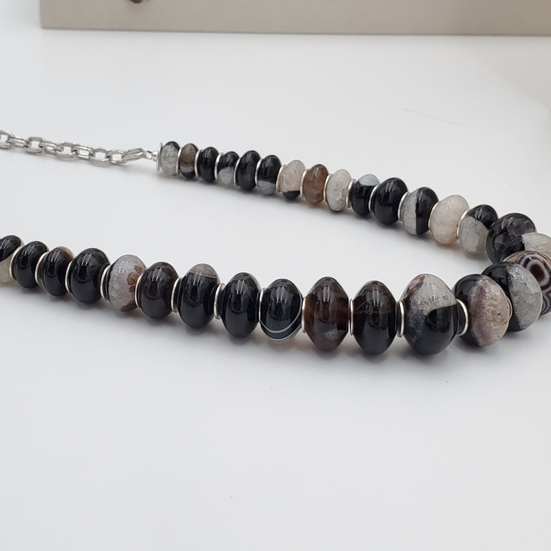 Black and White Agate Puffed Coined Necklace