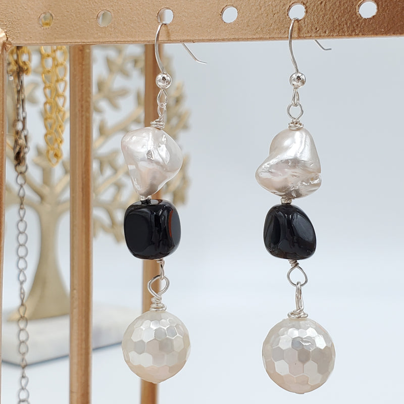 Black Onyx and White Mother of Pearl set