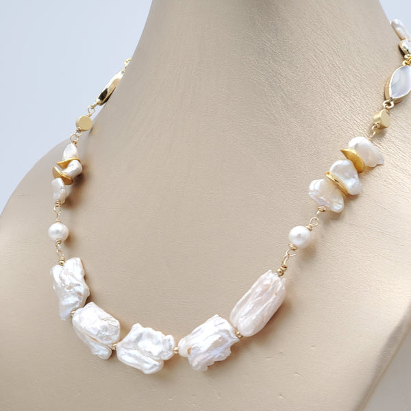 Pearl Shells Collar Necklace