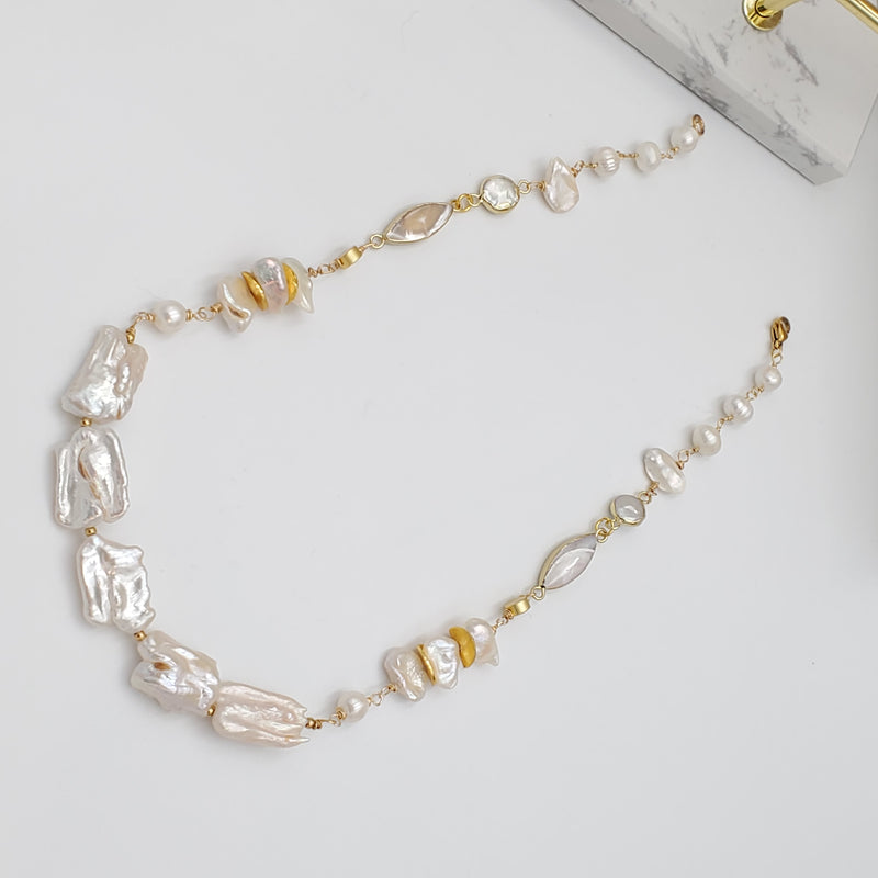 Pearl Shells Collar Necklace